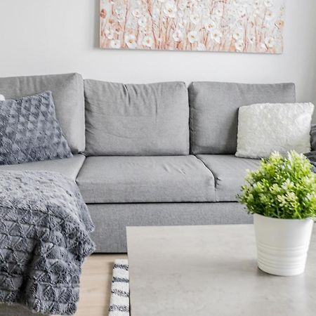 Sleepwell Apartments Niittykumpu 12 - Metro, 15 Min From Helsinki City Εσπού Εξωτερικό φωτογραφία